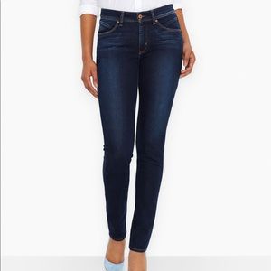 Levi’s Demi Curve Low Rose Skinny Jeans Size 7/28